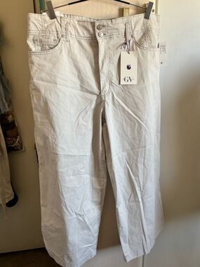 NWT GV White Wide-Leg Be Glorious pants, Size 14